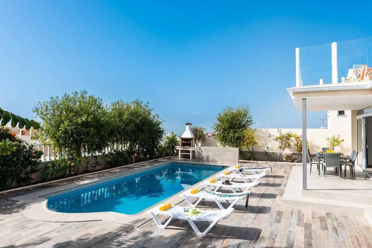 Amazing Villa Medina, Bbq Costa Adeje  Spain