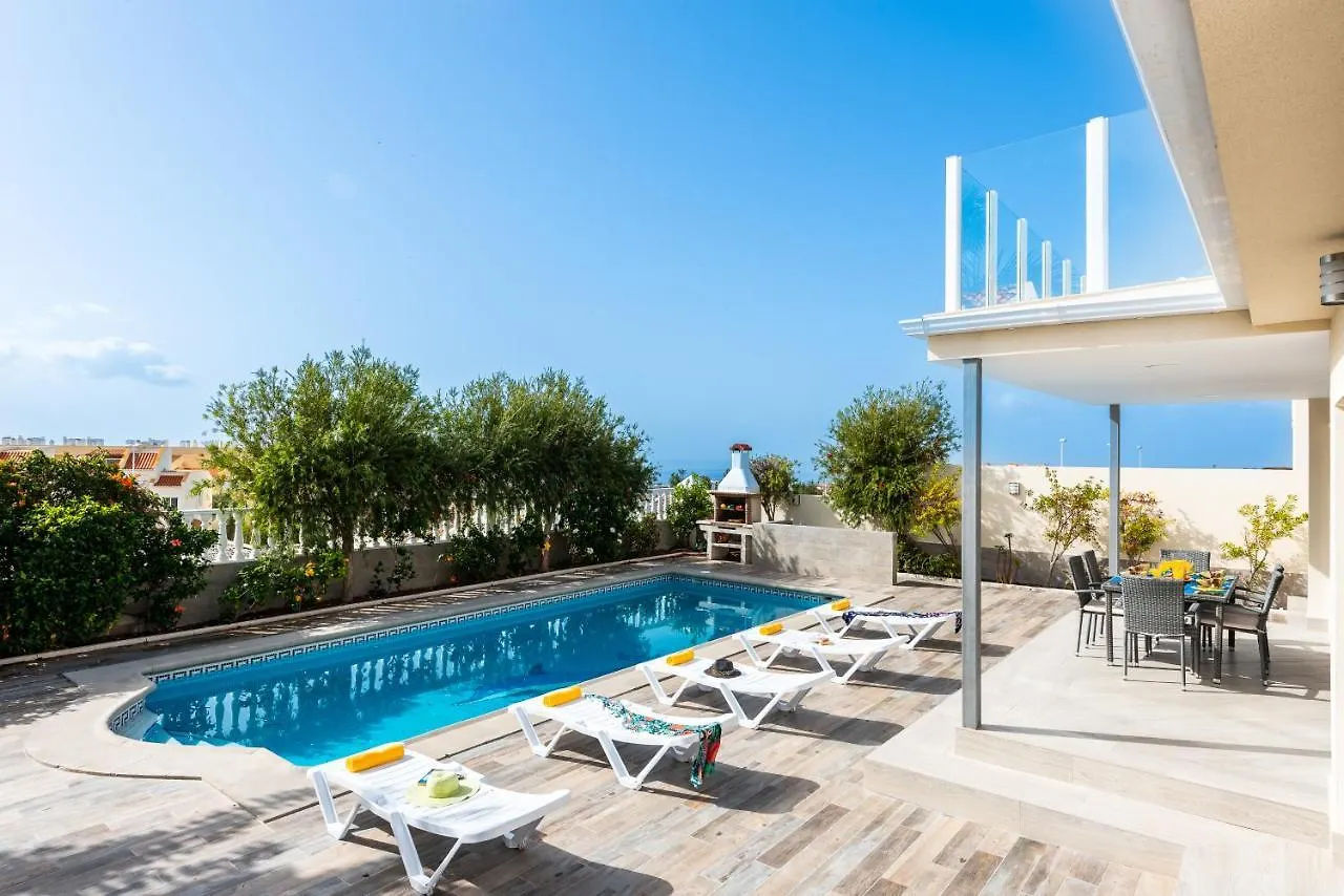 Amazing Villa Medina, Bbq Costa Adeje  0*, Costa Adeje (Tenerife)